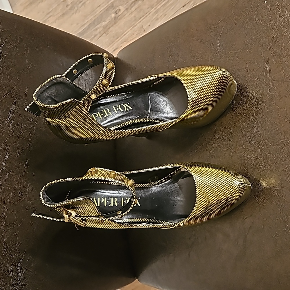 Stilletos